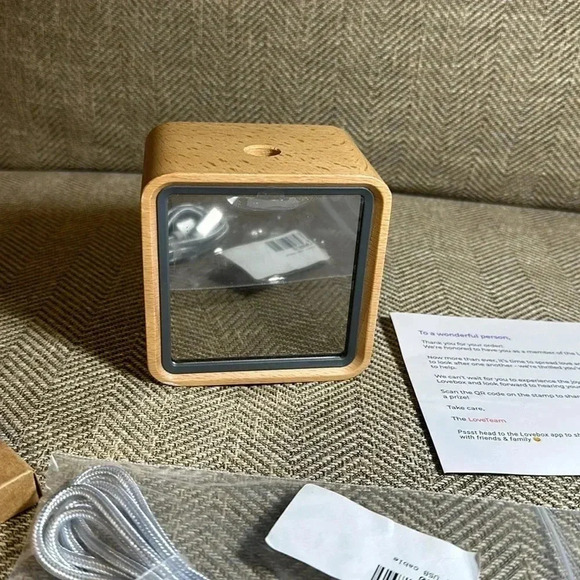 Lovebox BLACK & WHITE EDITION Wifi Message Machine - Picture 8 of 9